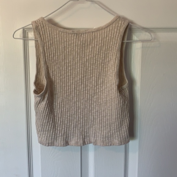 Forever 21 cream crop - Picture 3 of 3
